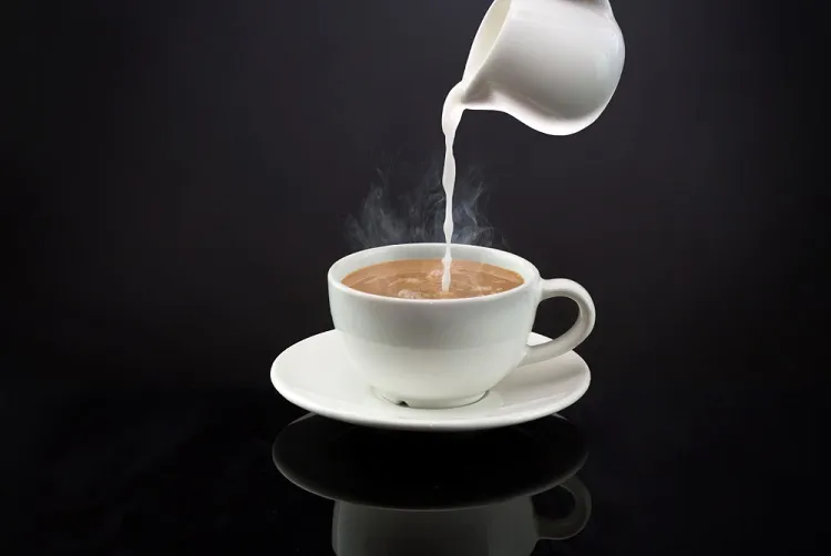 Cách pha cà phê với sữa tươi