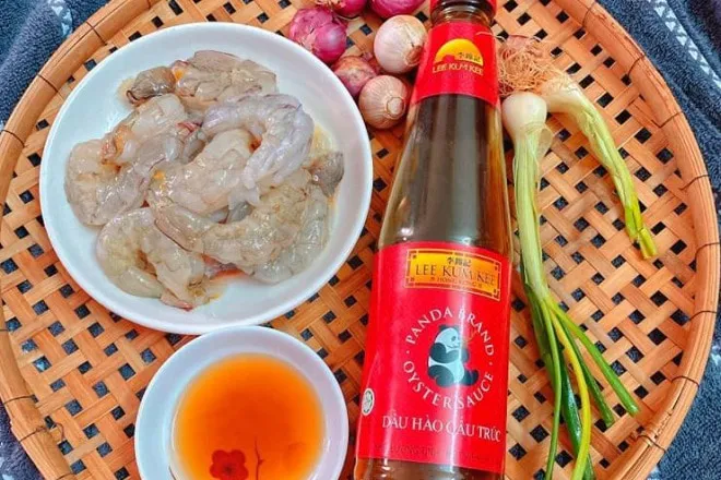 nguyên liệu làm  tôm kho dầu hào, mật ong