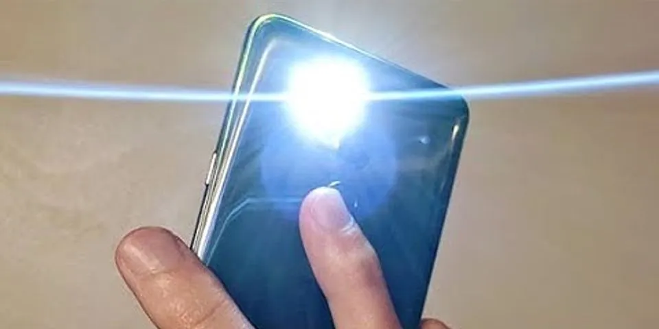 Cách tắt đèn pin trên điện thoại Samsung