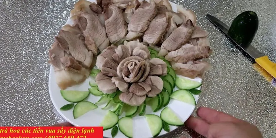 Cách trang trí đĩa thịt lợn luộc