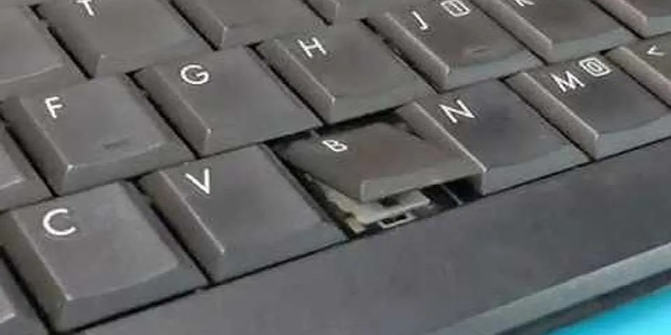 Is it possible to replace one key on a laptop keyboard?