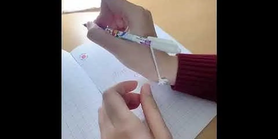 cách cầm bút đúng cho trẻ lớp 1